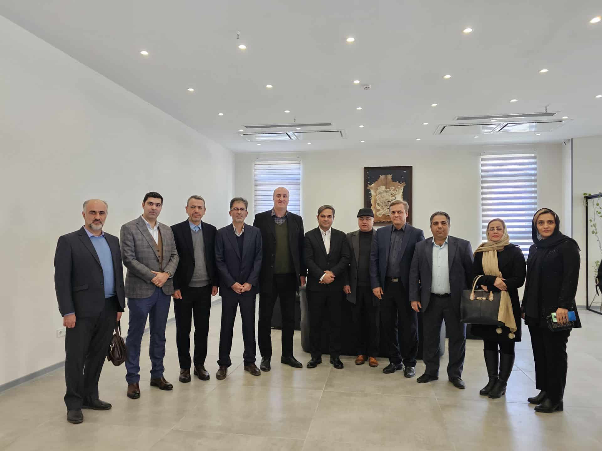 دکتر عادل باقرزاده (1)